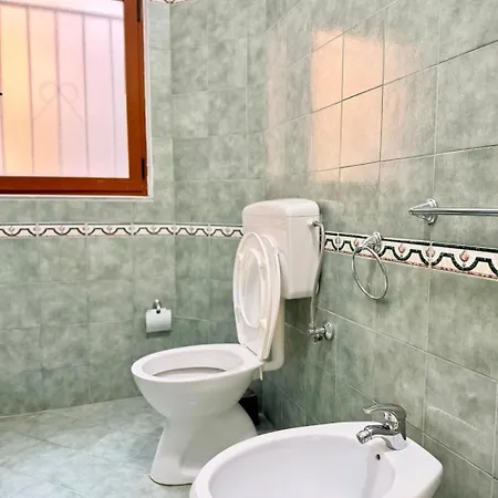 Grand - Free Parking Villa Tirana